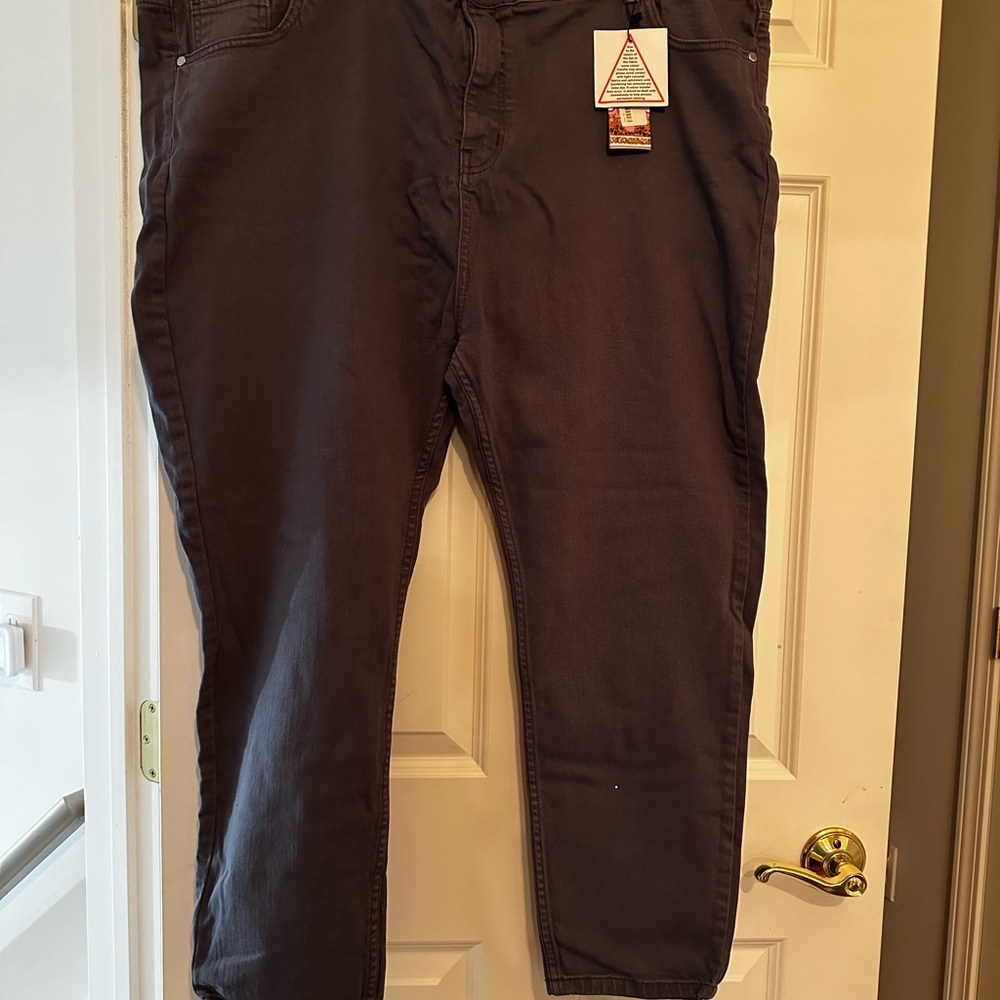 Boohoo Men's Relaxed Jeans in Dark Gray